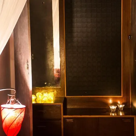 Dharma Luxury & سيرس